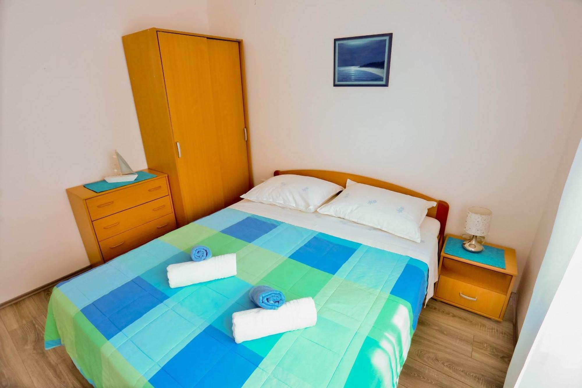 Apartments With A Parking Space Sutivan, Brac - 752 Quarto foto