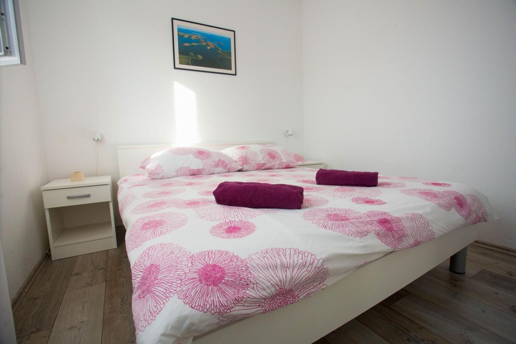 Apartments With A Parking Space Sutivan, Brac - 752 Quarto foto